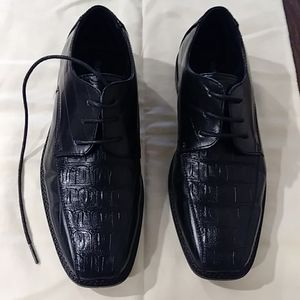 Boy's Dress Shoes Felipe Stefano Leather Size 2.5
